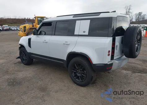 2023 Land Rover Defender 110 S z USA, uszkodzony, nr VIN SALEJ7EX6P2107465